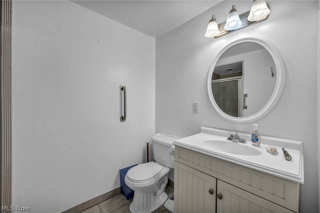 227 Fairfield Road Avon Lake OH 44012