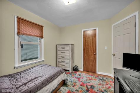 227 Fairfield Road Avon Lake OH 44012