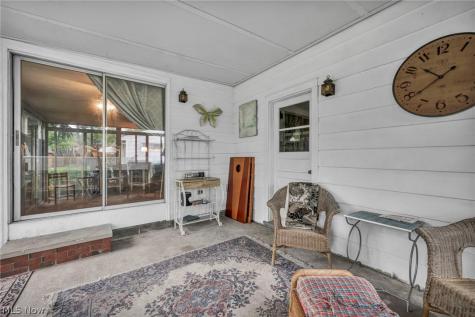 227 Fairfield Road Avon Lake OH 44012