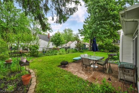 227 Fairfield Road Avon Lake OH 44012