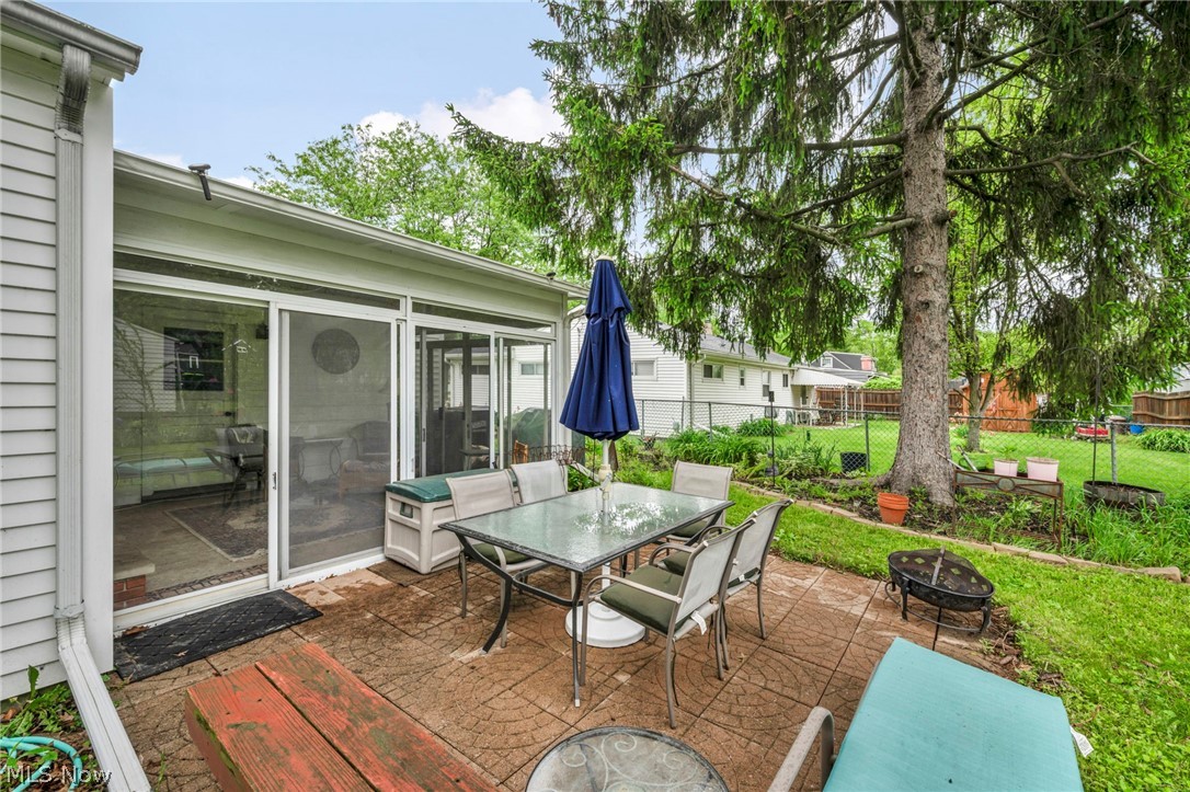 227 Fairfield Road Avon Lake OH 44012