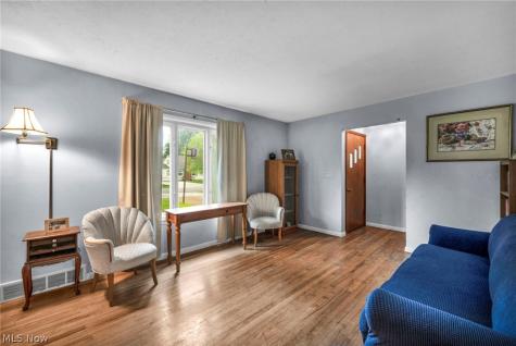 227 Fairfield Road Avon Lake OH 44012