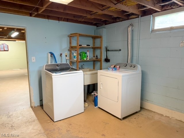 2431 Pleasant Valley Road NE New Philadelphia OH 44663