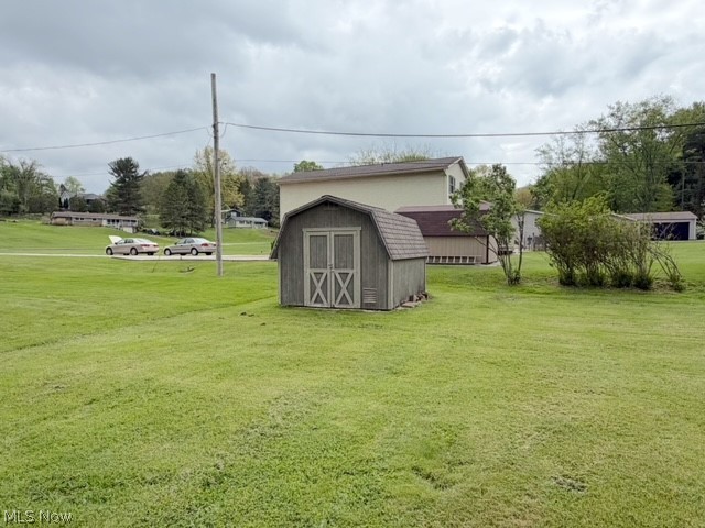 2431 Pleasant Valley Road NE New Philadelphia OH 44663