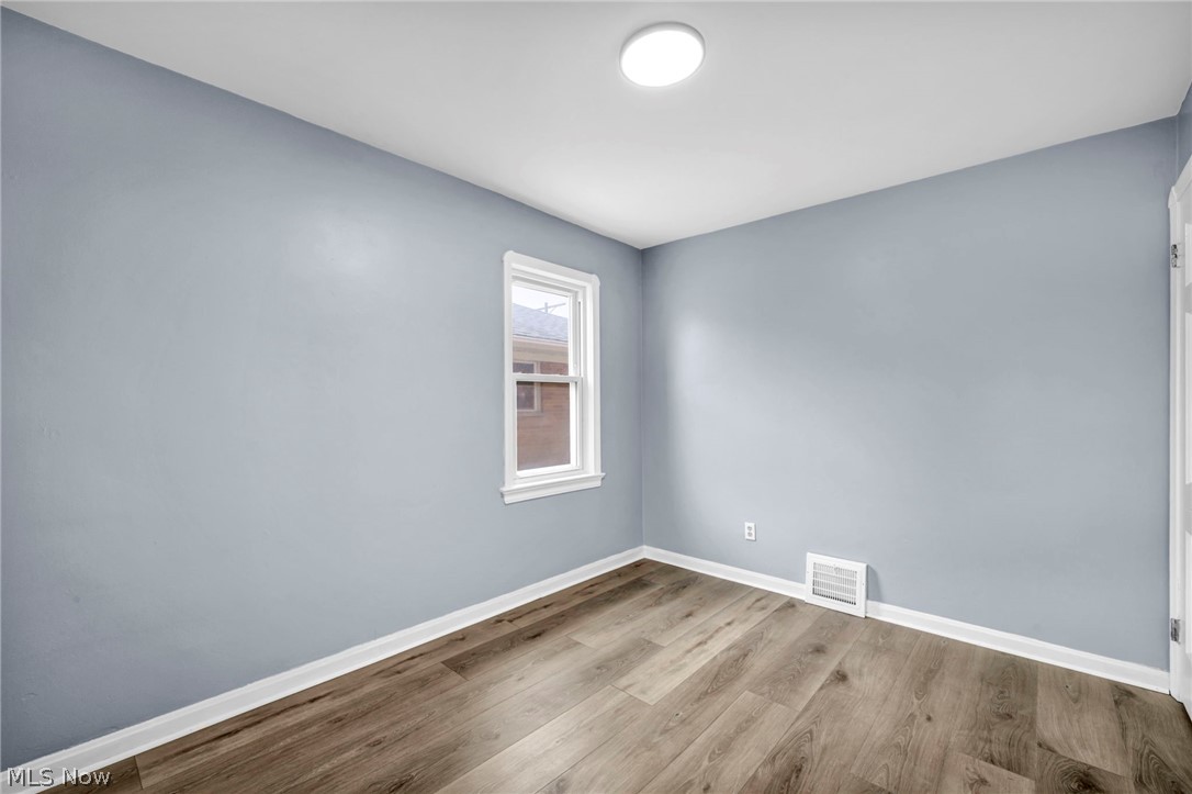 3202 Parklane Drive Parma OH 44134