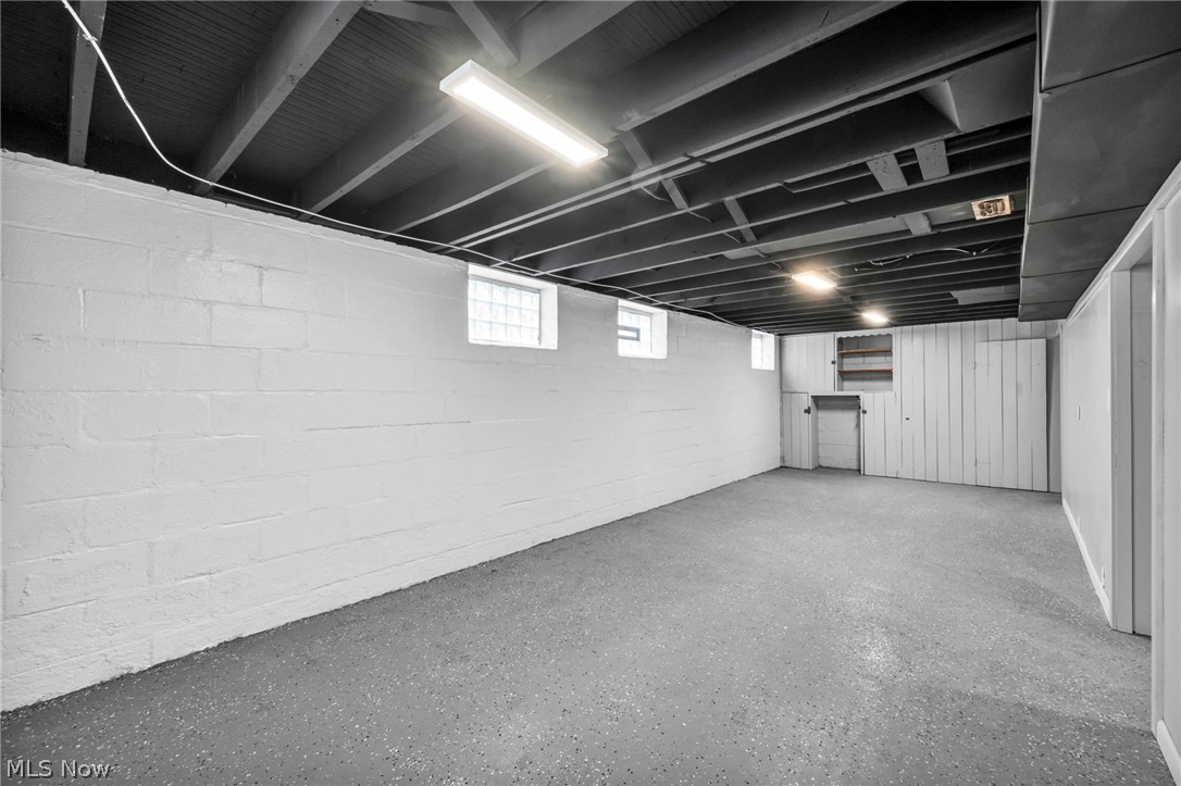 3202 Parklane Drive Parma OH 44134