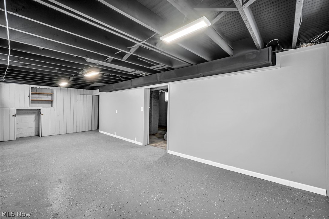 3202 Parklane Drive Parma OH 44134