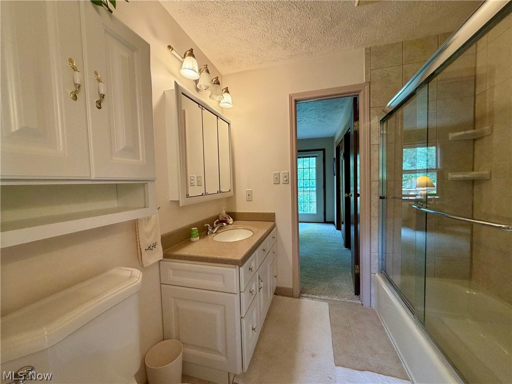11985 Auburn Road Chardon OH 44024