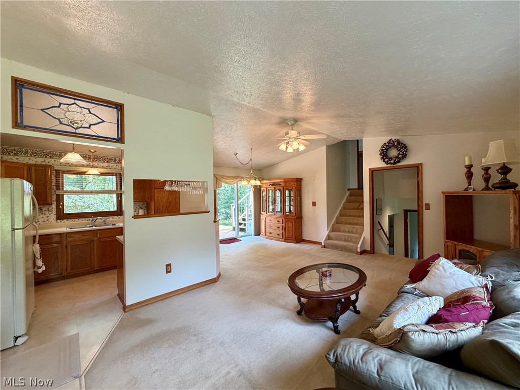 11985 Auburn Road Chardon OH 44024