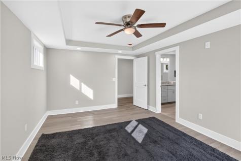 7206 Crocker Road Valley City OH 44280