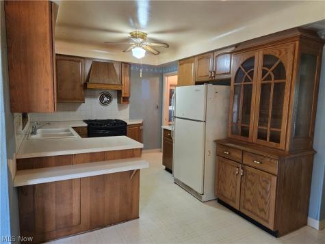 9187 Wallings Road North Royalton OH 44133