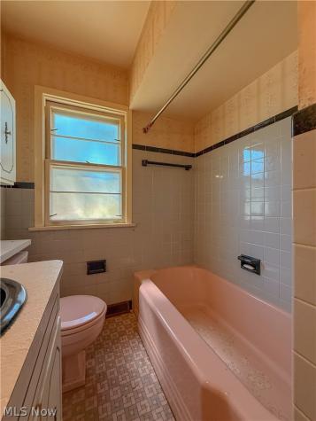 9187 Wallings Road North Royalton OH 44133