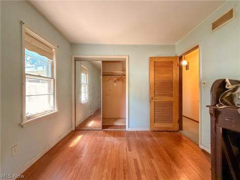 9187 Wallings Road North Royalton OH 44133