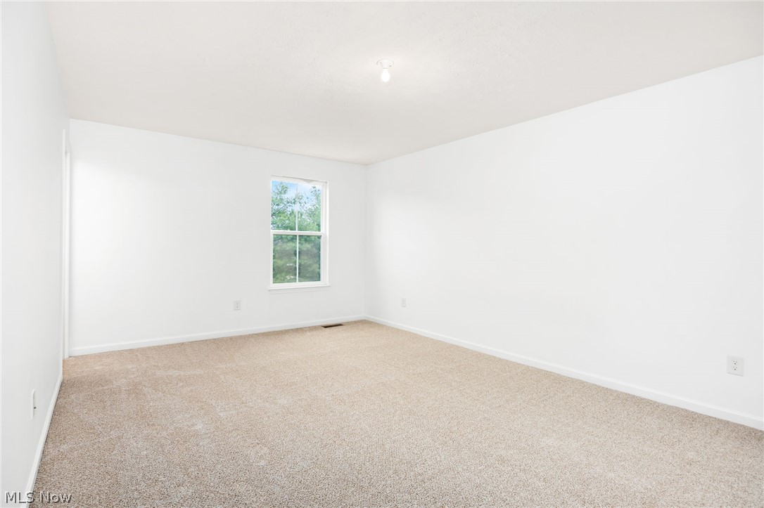 7679 Fiddler Court Circle NE Canton OH 44721