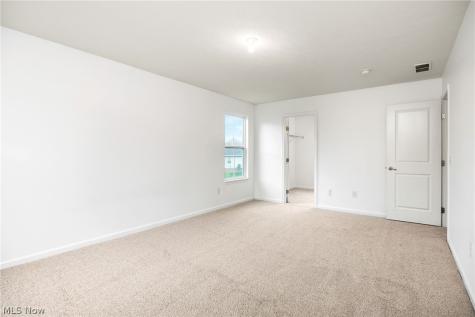 7679 Fiddler Court Circle NE Canton OH 44721