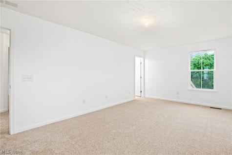 7679 Fiddler Court Circle NE Canton OH 44721