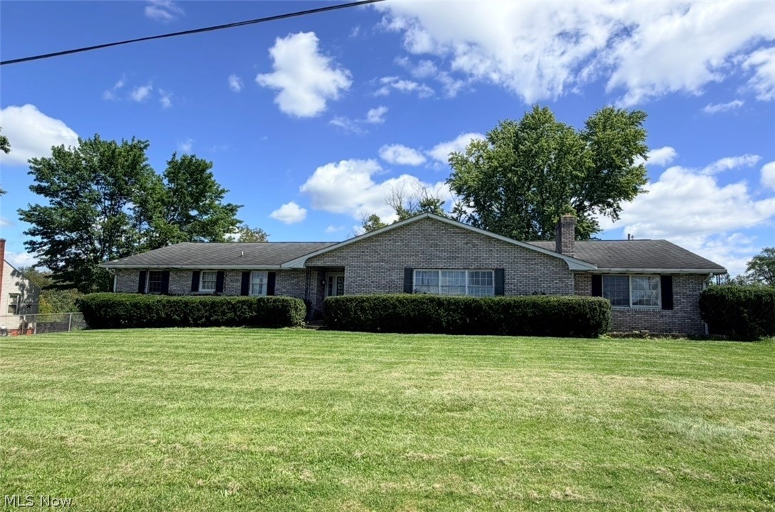 156 Reichart Avenue Wintersville OH 43953