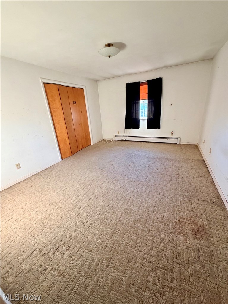 156 Reichart Avenue Wintersville OH 43953