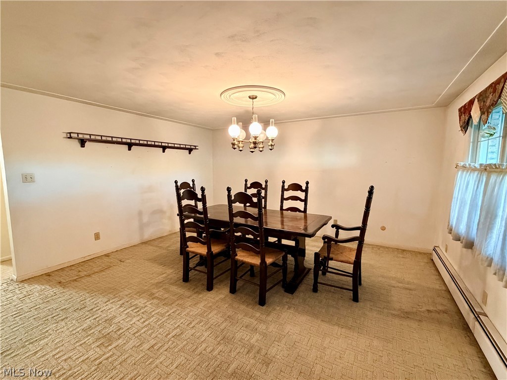 156 Reichart Avenue Wintersville OH 43953