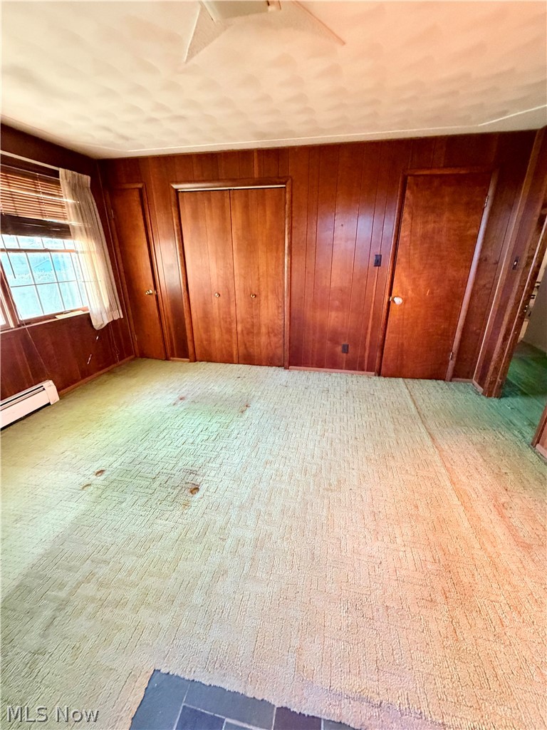 156 Reichart Avenue Wintersville OH 43953