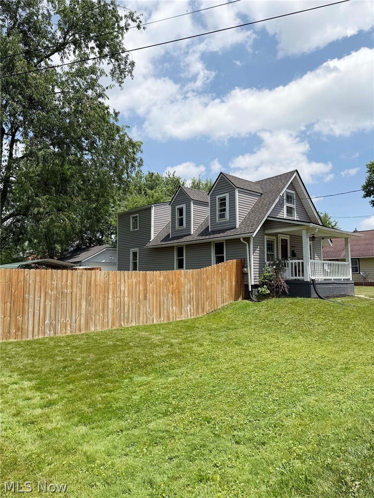 1521 24th Street NE Canton OH 44714