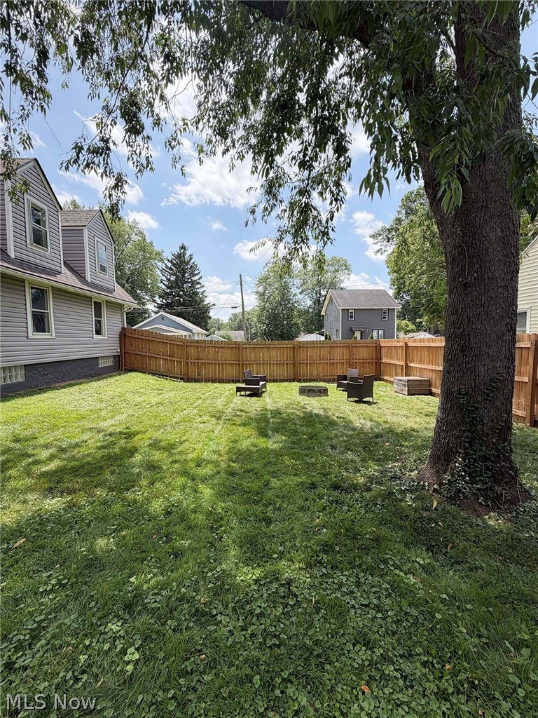 1521 24th Street NE Canton OH 44714