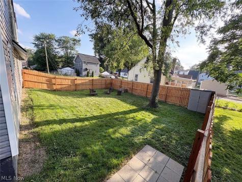 1521 24th Street NE Canton OH 44714