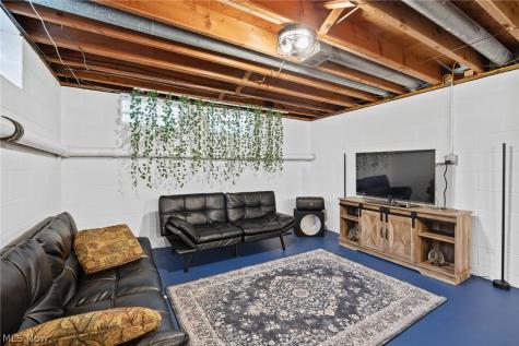 4604 Garrett Drive Norton OH 44203