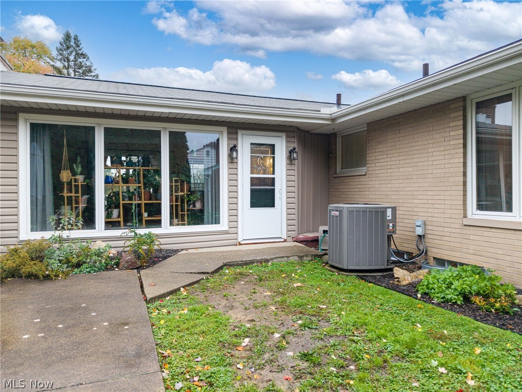 4604 Garrett Drive Norton OH 44203