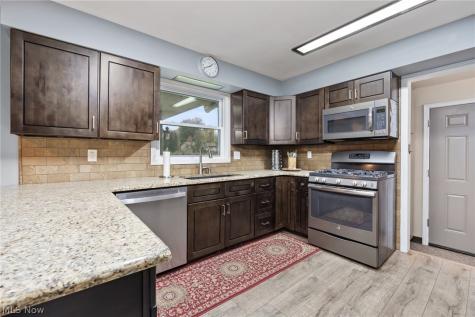 4604 Garrett Drive Norton OH 44203