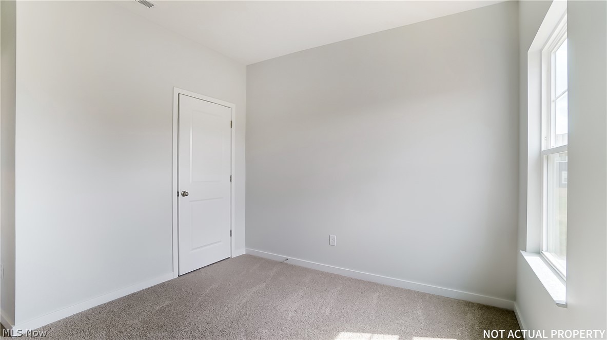 3700 Aileen Way Zanesville OH 43701