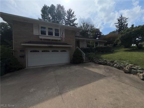 144 Everhard Road SW North Canton OH 44709