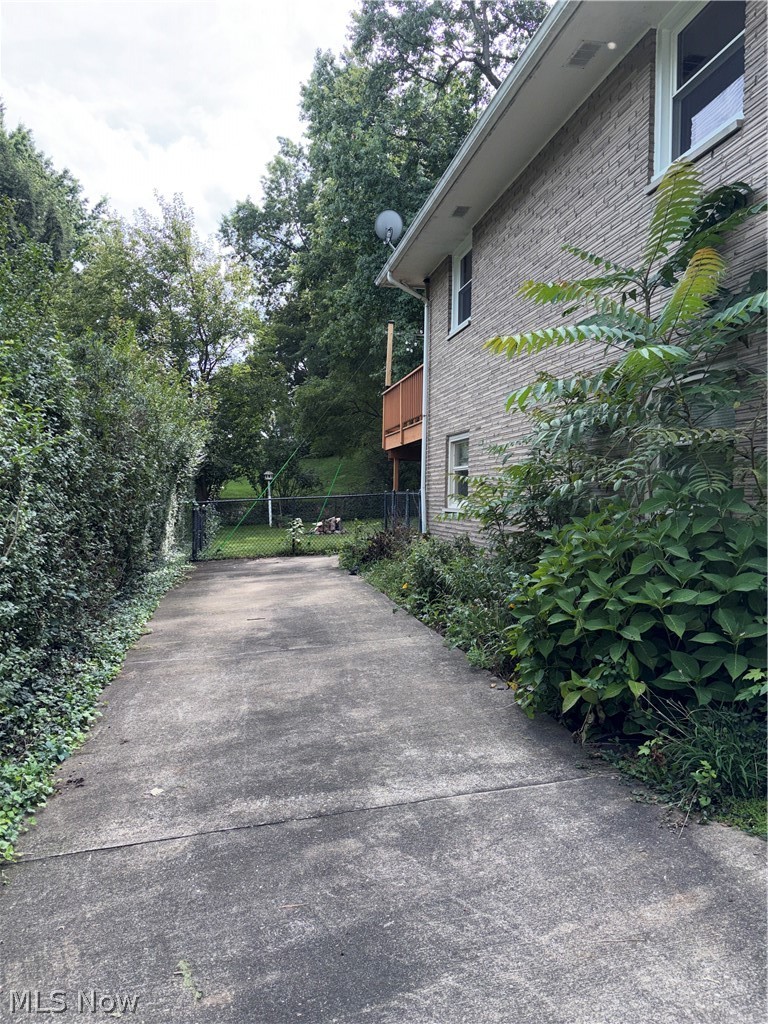 144 Everhard Road SW North Canton OH 44709