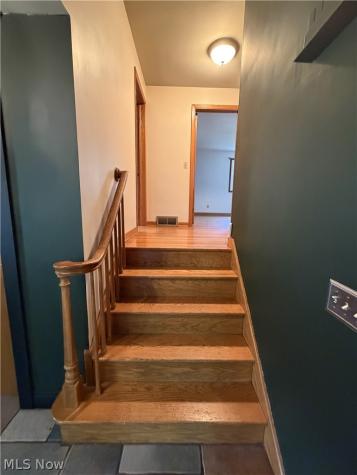 144 Everhard Road SW North Canton OH 44709