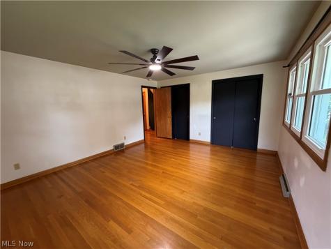 144 Everhard Road SW North Canton OH 44709