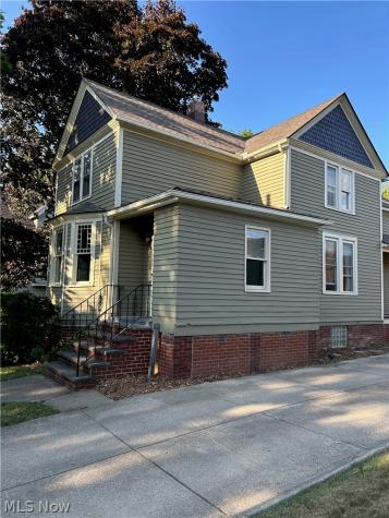2649 S Taylor Road Cleveland Heights OH 44118