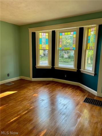 2649 S Taylor Road Cleveland Heights OH 44118