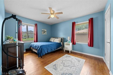 302 Homewood Avenue Akron OH 44312