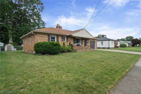 302 Homewood Avenue Akron OH 44312