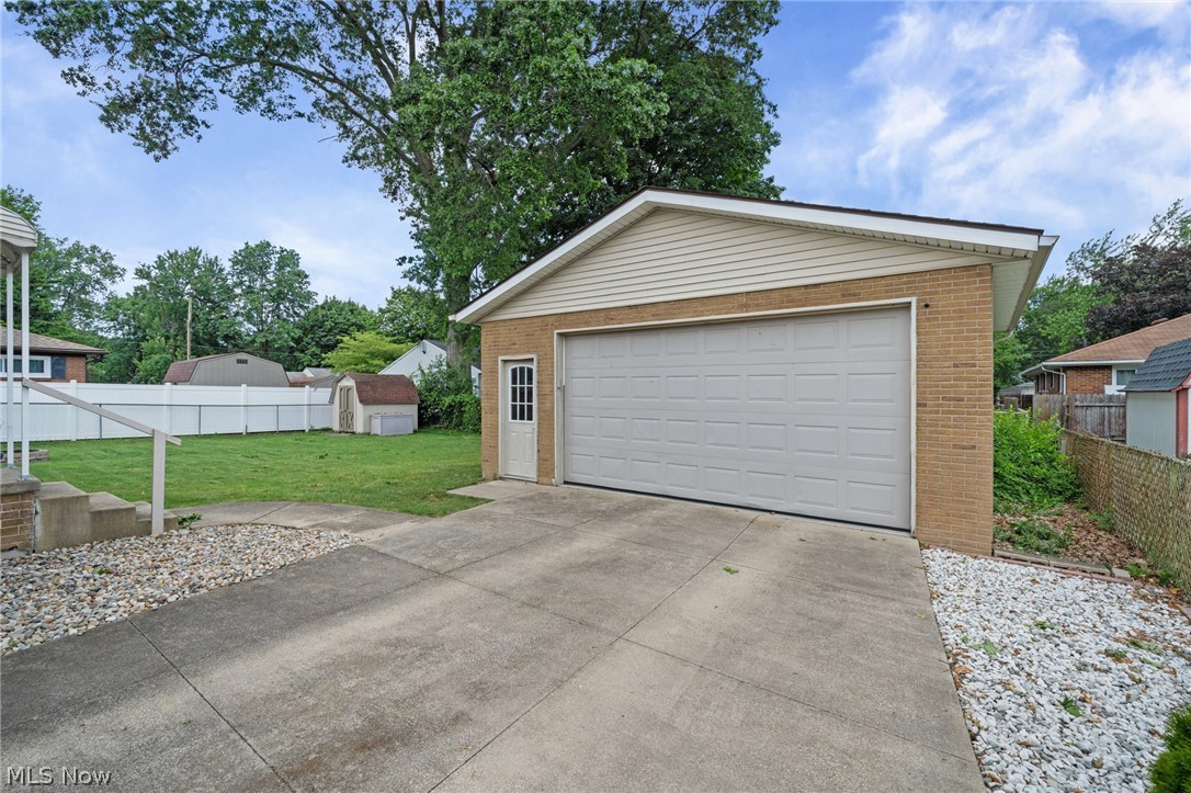 302 Homewood Avenue Akron OH 44312