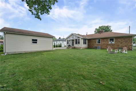 302 Homewood Avenue Akron OH 44312
