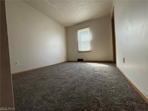 217 S Jackson Street Youngstown OH 44506