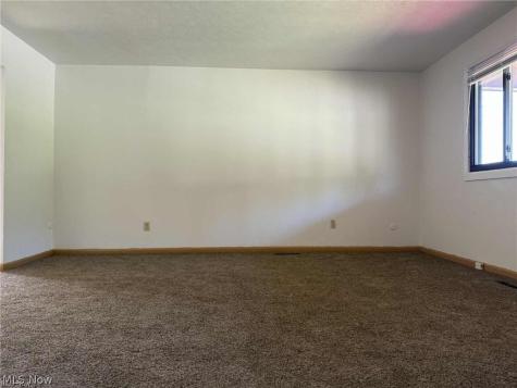 217 S Jackson Street Youngstown OH 44506