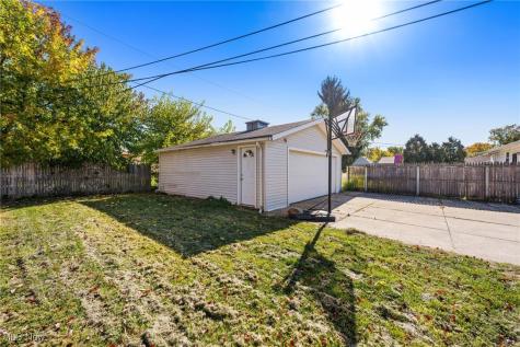 6359 Middlebrook Boulevard Brook Park OH 44142