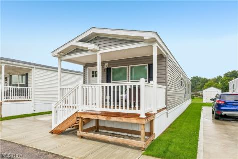 5222 Greenwich Road Seville OH 44273