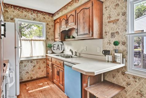 604 Cornell Avenue Elyria OH 44035