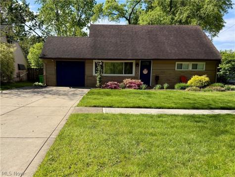 233 Baldwin Drive Berea OH 44017