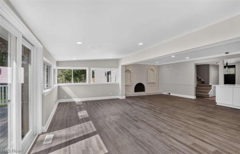 4 Owaissa Drive Eastlake OH 44095