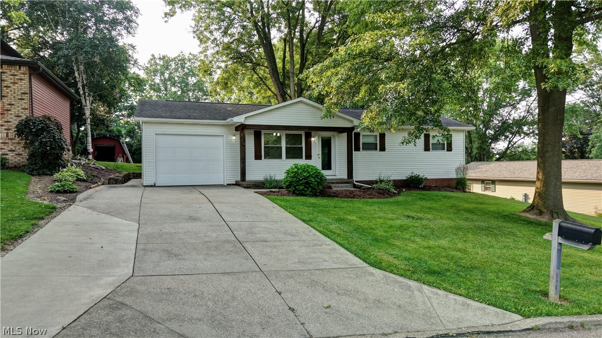 403 Engadine Court SW Sugarcreek OH 44681