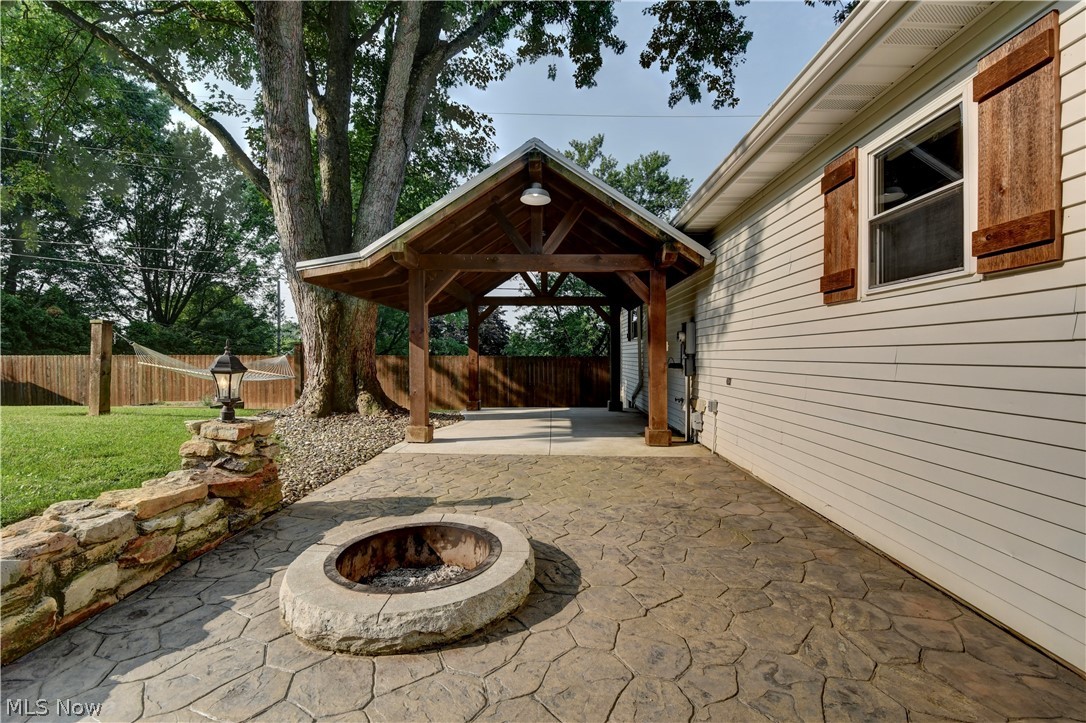 403 Engadine Court SW Sugarcreek OH 44681
